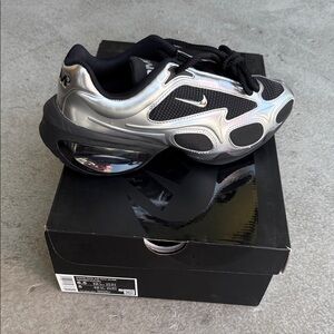 Nike air max muse Silver and Black Reflective Air Max-Style Sneaker